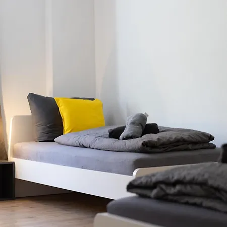 Budgetroom 2 Schlafzimmer Mit Terasse 아파트